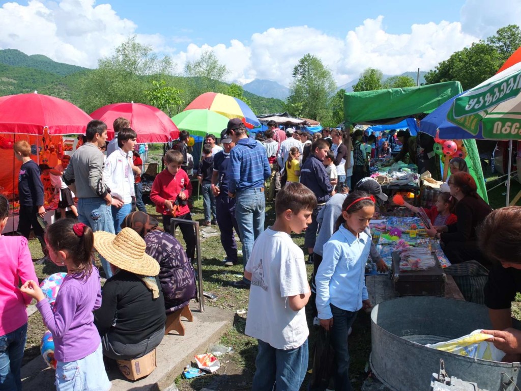 Kist children at a fare near Dedispureli